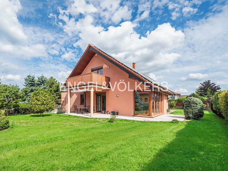 Будинок на продаж, 270 м² (1 з 21)