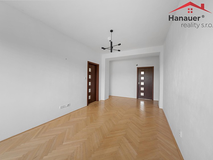 Prodej bytu 3+1, 63 m² (7 z 19)