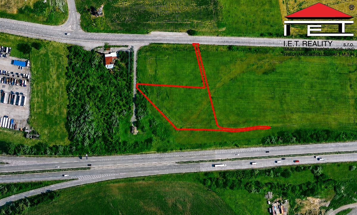 Prodej komerčního pozemku 5187 m², Holubice – fotka 1 z 3