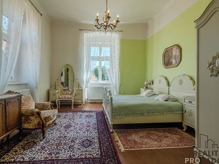 Prodej domu, 292 m² (12 z 34)