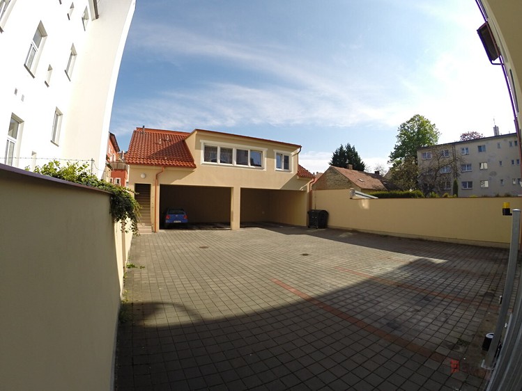 Pronájem nemovitosti, 15 m² (1 z 5)