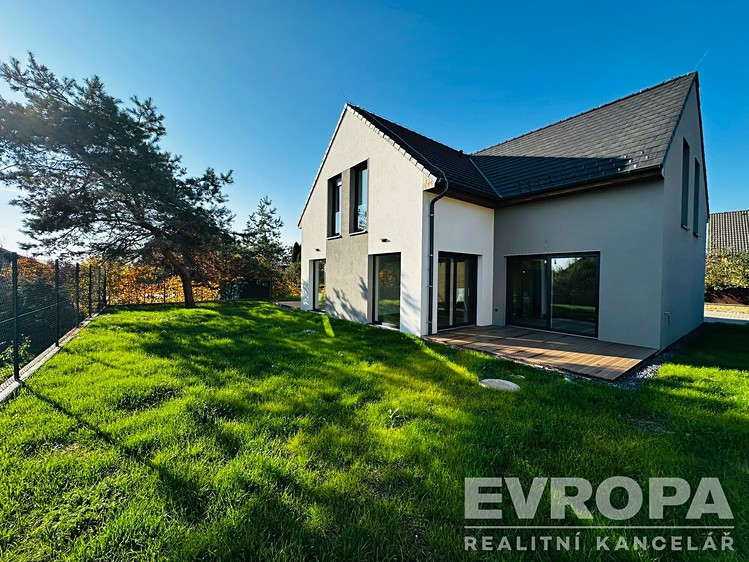 Prodej domu, 129 m² (8 z 14)