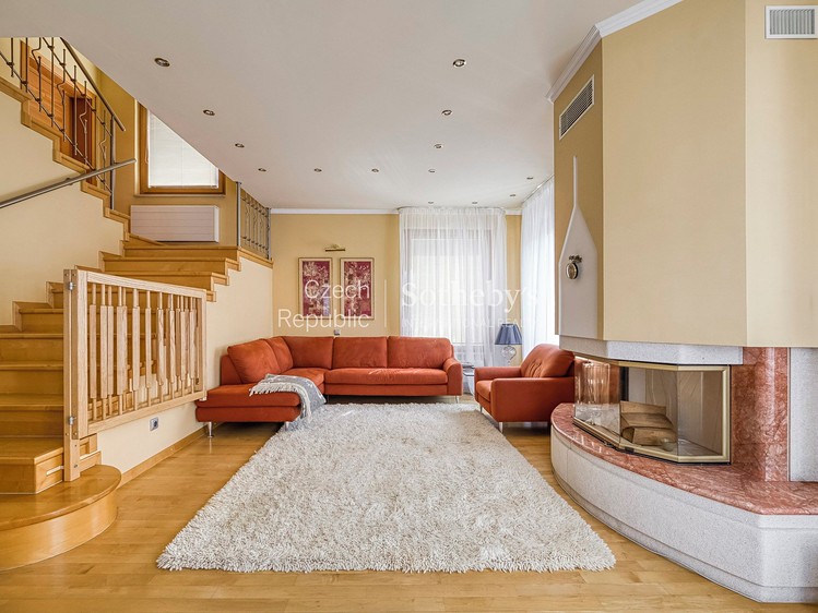 Будинок на продаж, 645 м² (4 з 24)