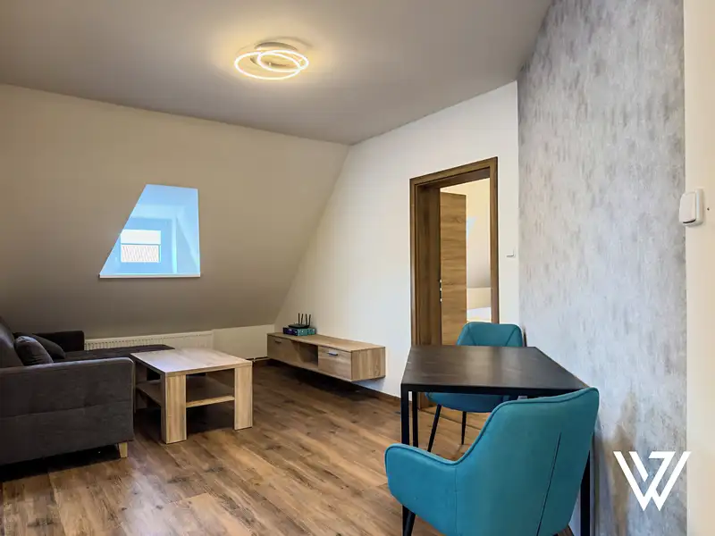 Pronájem bytu 2+kk 35 m², Kadaň – náhled fotky 1
