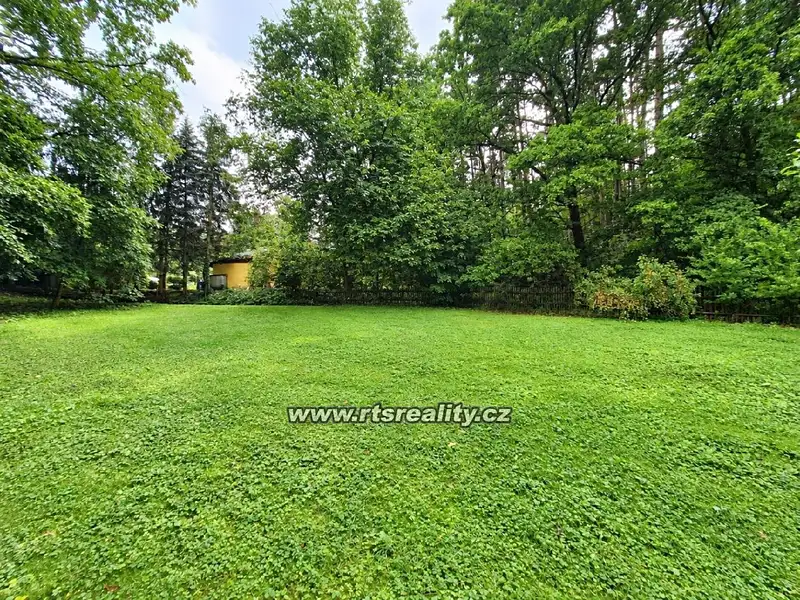 Prodej zahrady 894 m², Peruc – náhled fotky 2