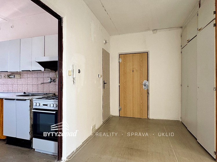 Квартира 4+1 на продаж, 83 м² (7 з 12)