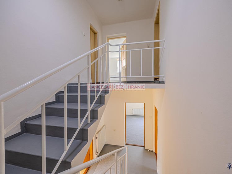 Prodej domu, 376 m² (23 z 52)