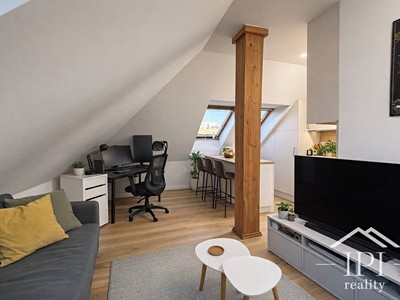 Pronájem bytu 2+kk, 53 m² (3 z 14)