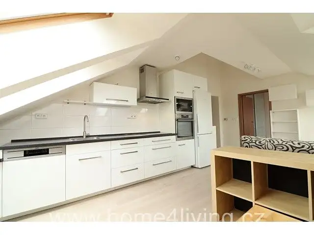 Pronájem bytu 2+kk 52 m², Brno – náhled fotky 2