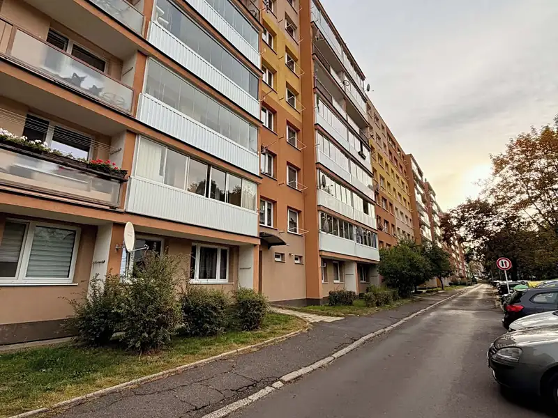 Prodej bytu 1+1 26 m², Most – náhled fotky 1