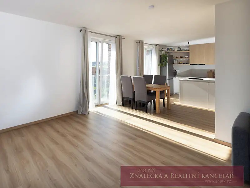 Prodej bytu 4+kk 107 m², Dobříš – náhled fotky 1