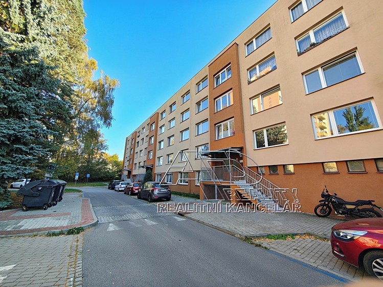 Prodej bytu 3+1, 80 m² (3 z 32)