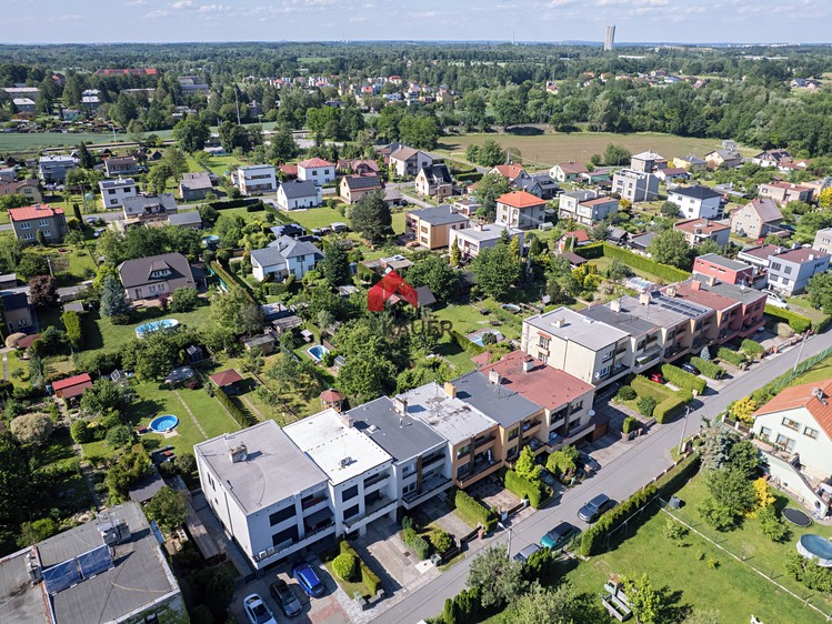 Будинок на продаж, 200 м² (37 з 37)