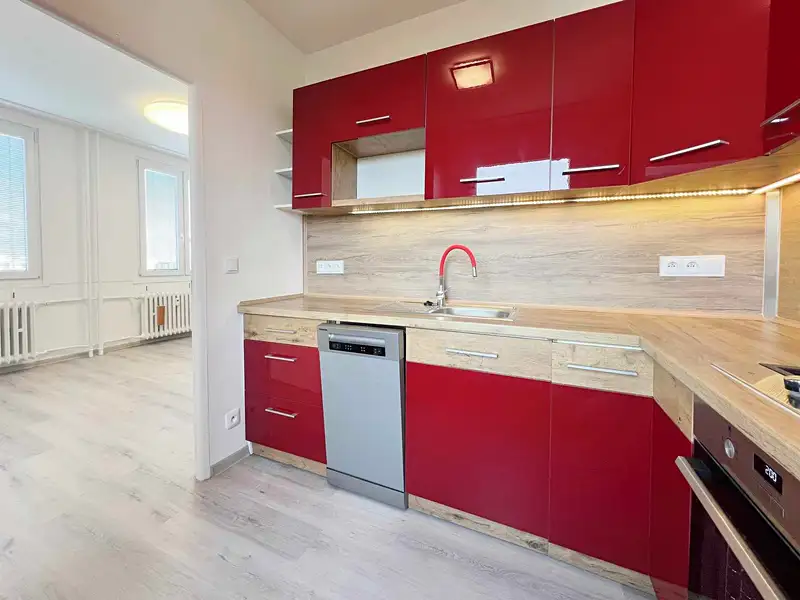 Pronájem bytu 2+1 56 m², Praha – náhled fotky 2