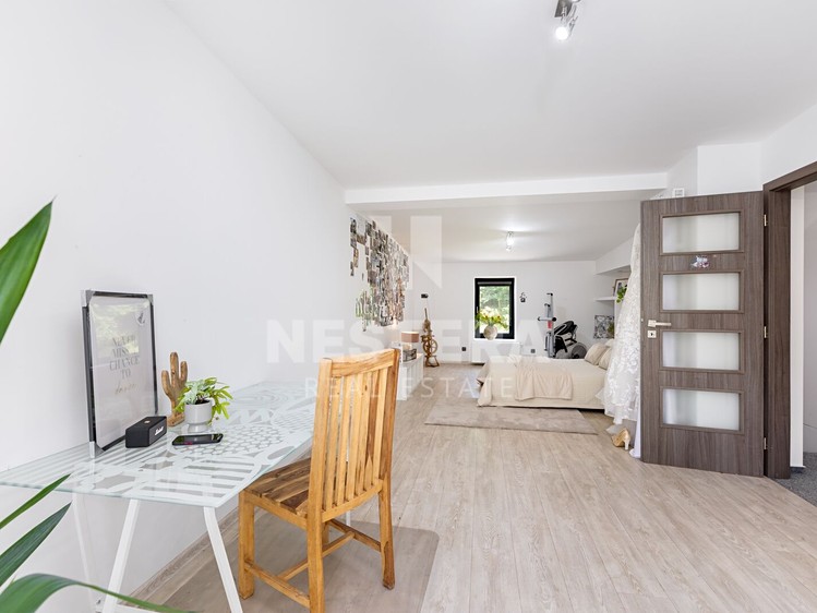 Будинок на продаж, 341 м² (10 з 37)