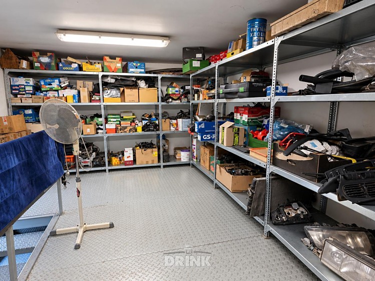 Prodej komerčního prostoru, 210 m² (15 z 26)