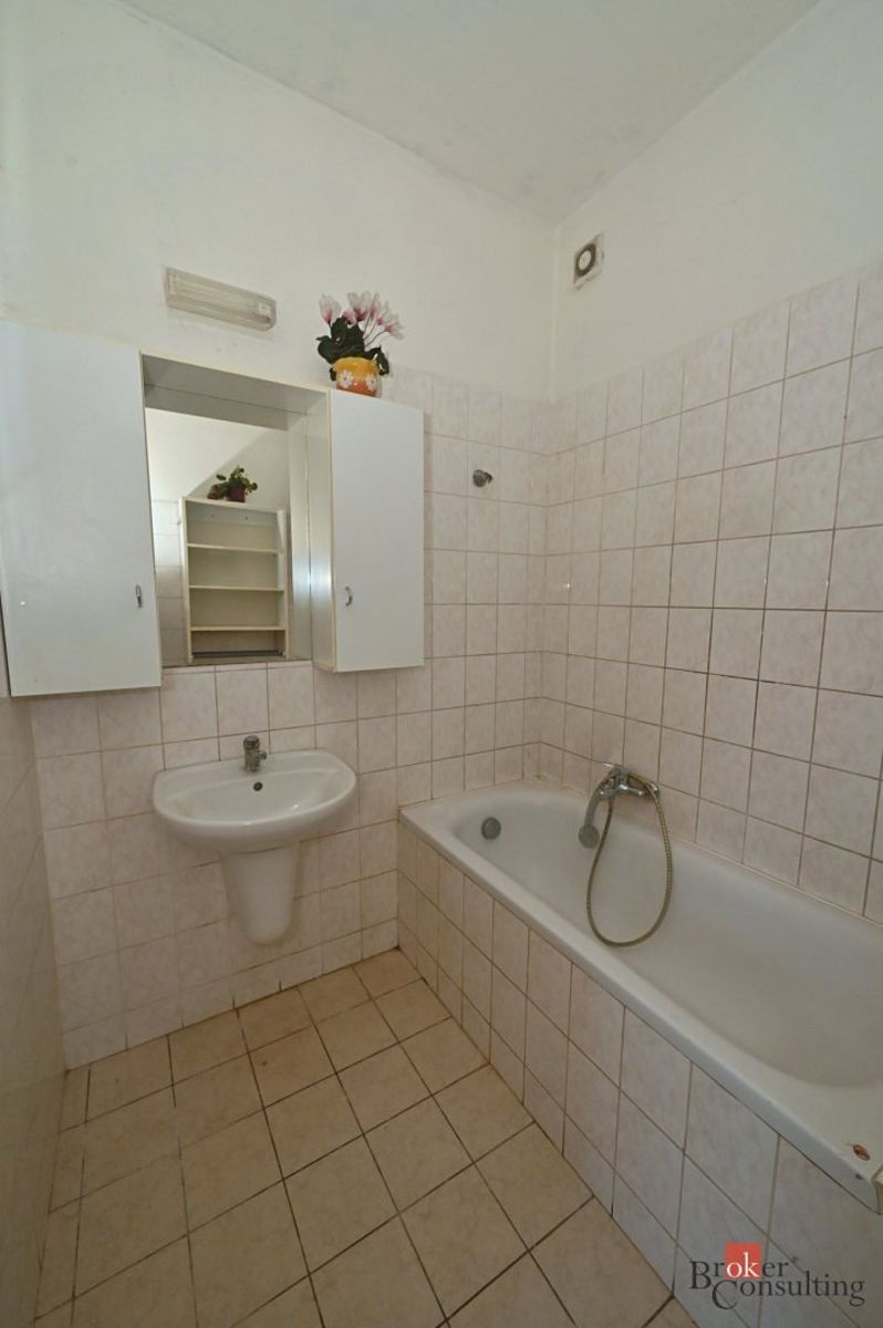 Prodej rodinného domu 240 m², pozemek 240 m² – fotografie 5