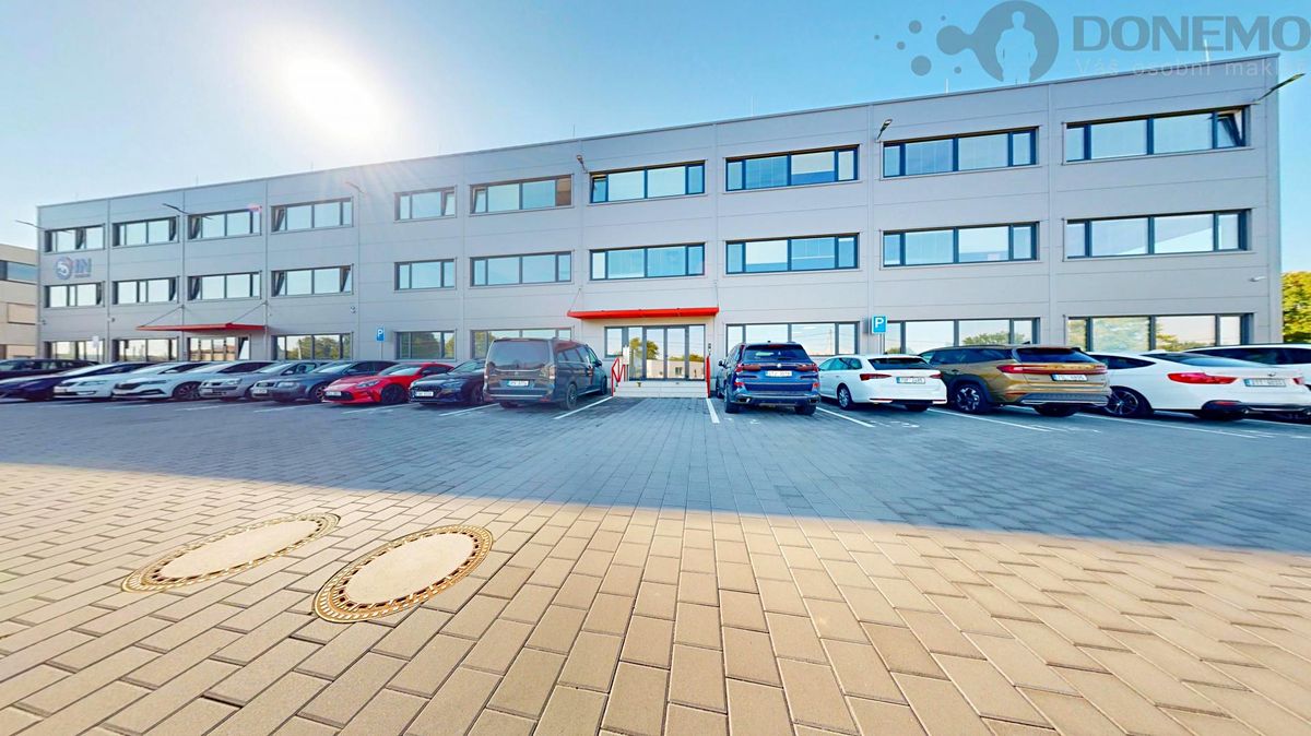 Pronájem kanceláře 265 m² – fotografie 2
