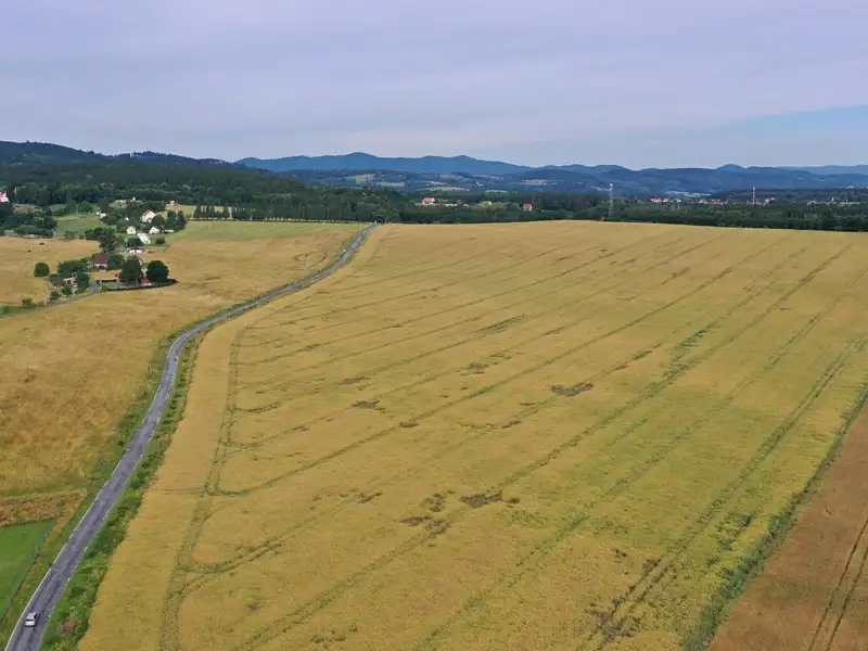 Prodej pole 62420 m², Bílá Voda – náhled fotky 1