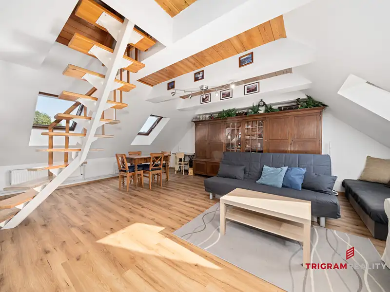 Pronájem bytu 2+kk 55 m², Hradec Králové – náhled fotky 1