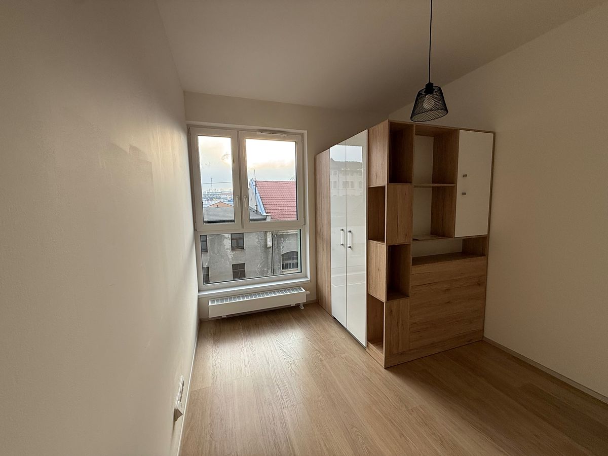 Pronájem bytu 2+kk 56 m² – fotografie 3