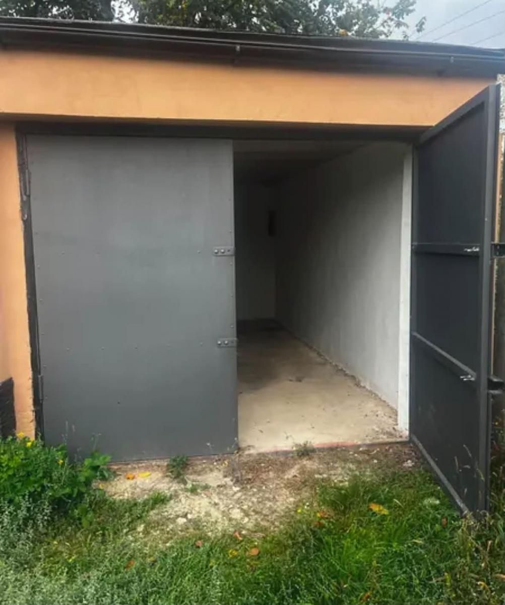 Prodej garáže 18 m² – fotografie 3