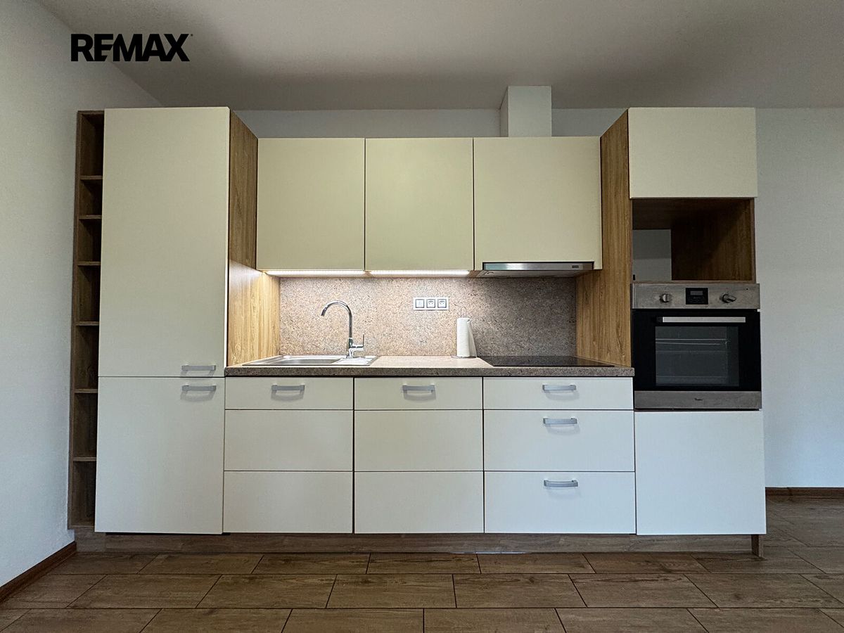 Pronájem bytu 2+kk 55 m²