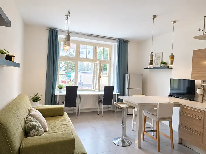 Pronájem bytu 4+kk 140 m², Praha – náhled fotky 2