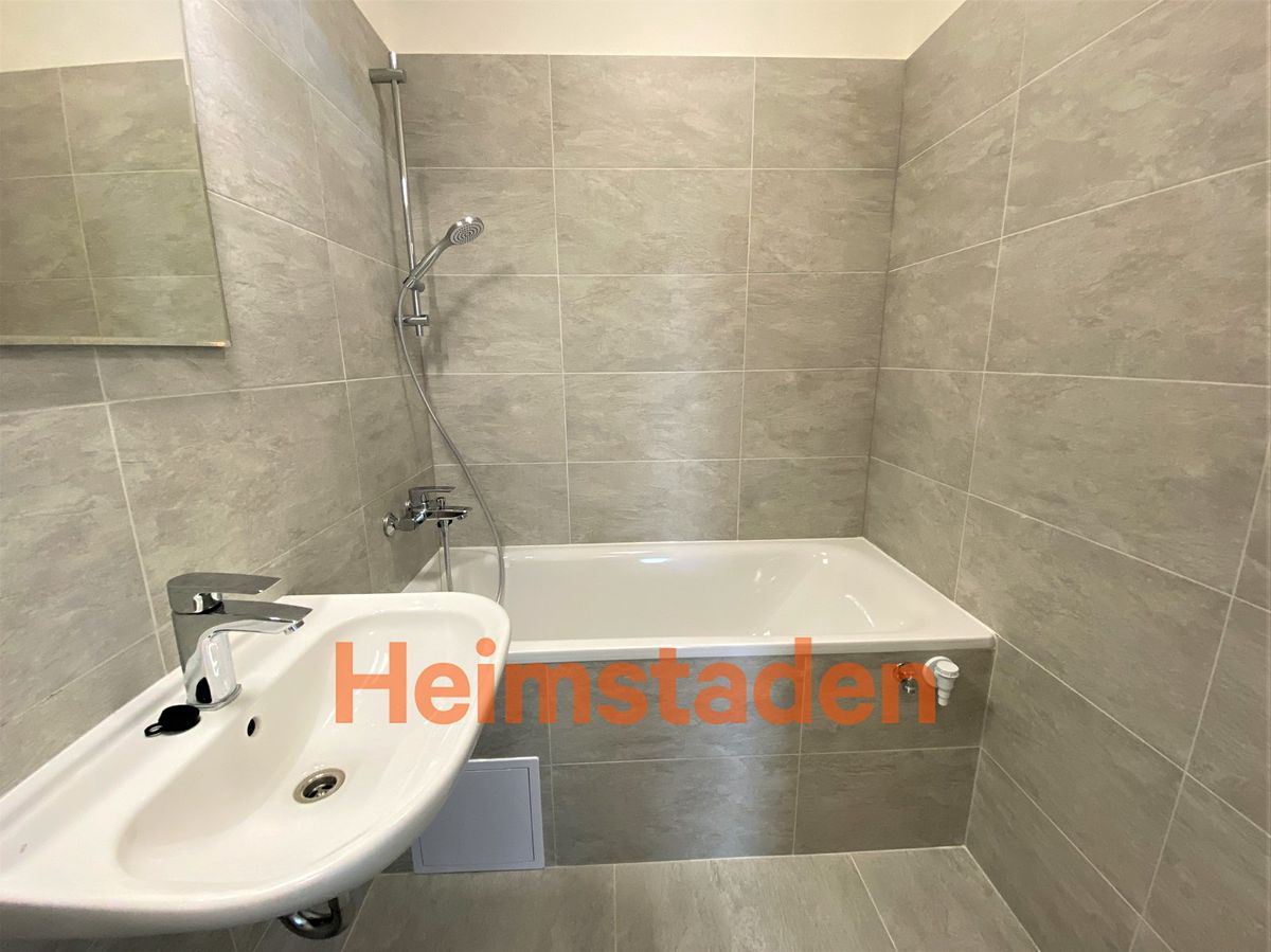 Pronájem bytu 2+1 54 m² – fotografie 4