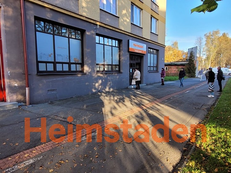 Pronájem komerčního prostoru, 208 m² (7 z 12)