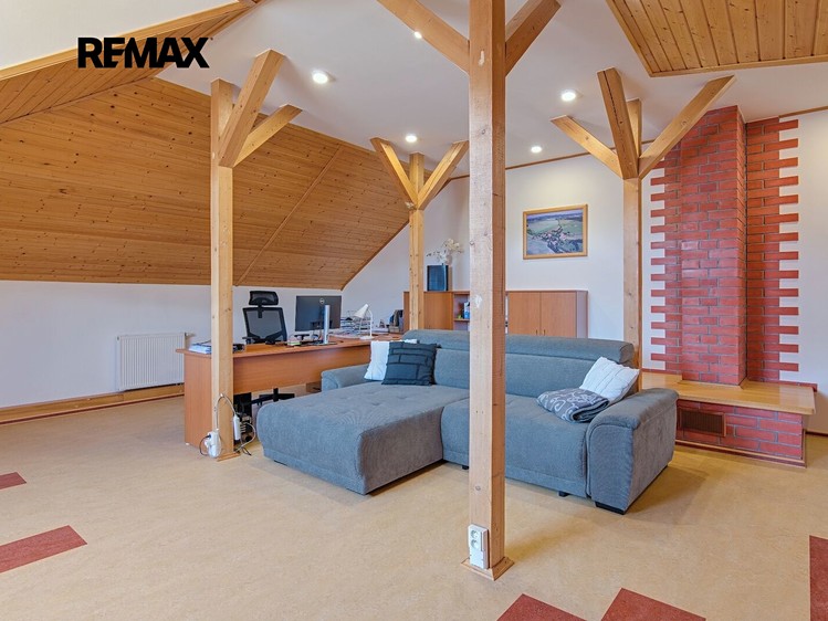 Будинок на продаж, 339 м² (19 з 28)