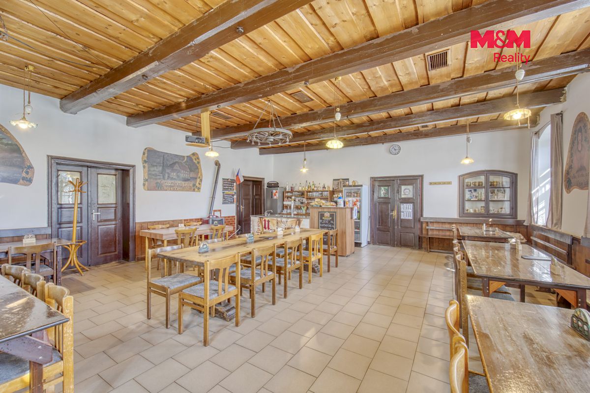 Prodej obchodního prostoru 633 m² – fotografie 2