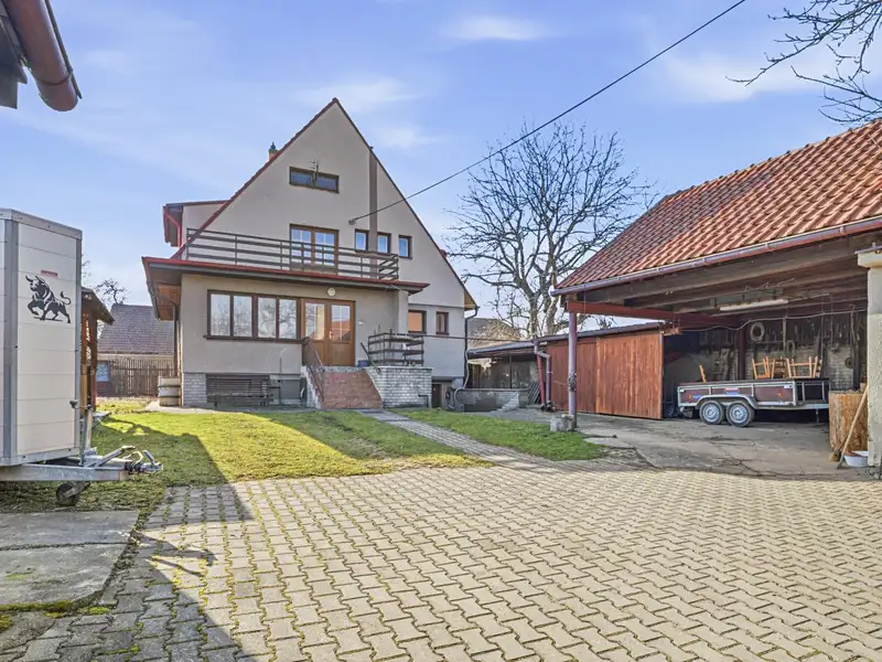 Prodej vícegeneračního domu 258 m², pozemek 759 m², Úhonice – náhled fotky 1