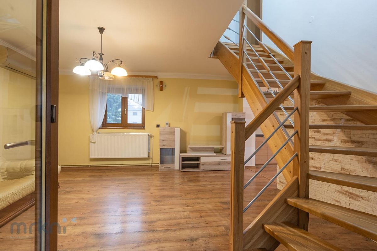 Prodej rodinného domu 92 m², pozemek 383 m² – fotografie 4