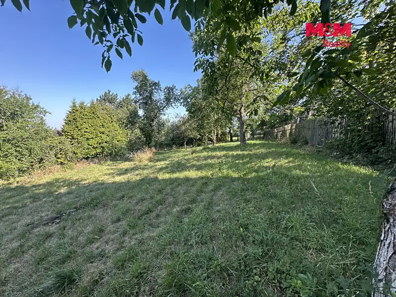 Prodej stavebního pozemku 2011 m², Dolany – náhled fotky 2