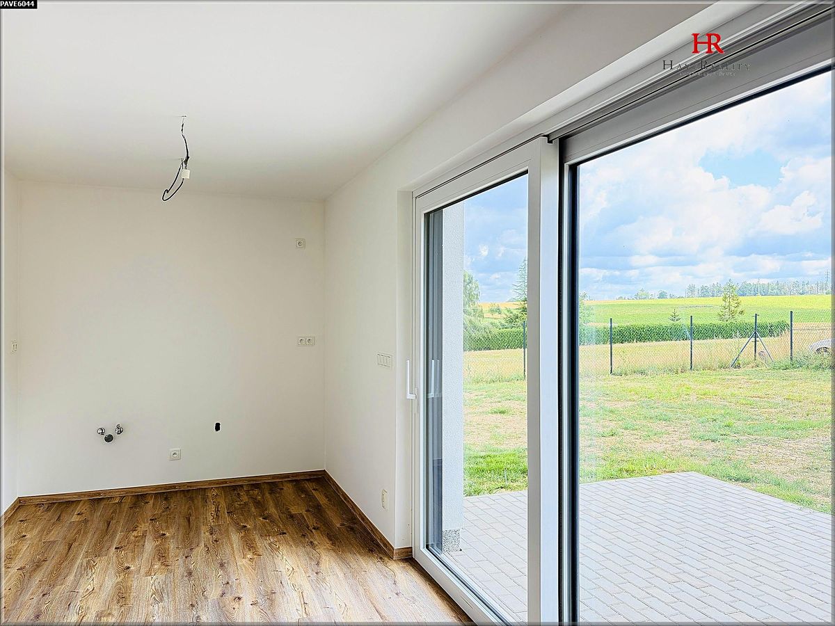 Pronájem rodinného domu 105 m², pozemek 505 m² – fotografie 5