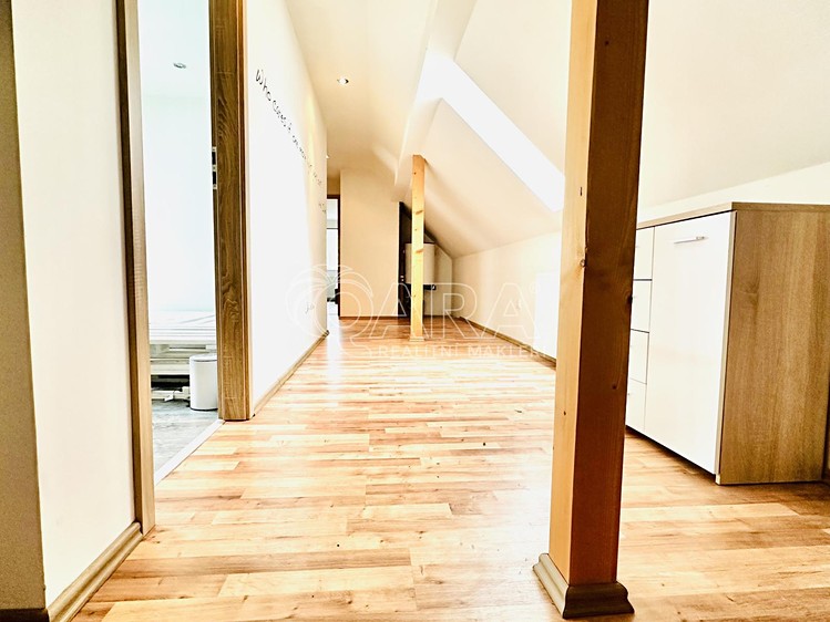 Haus zum Kauf, 200 m² (9 von 16)