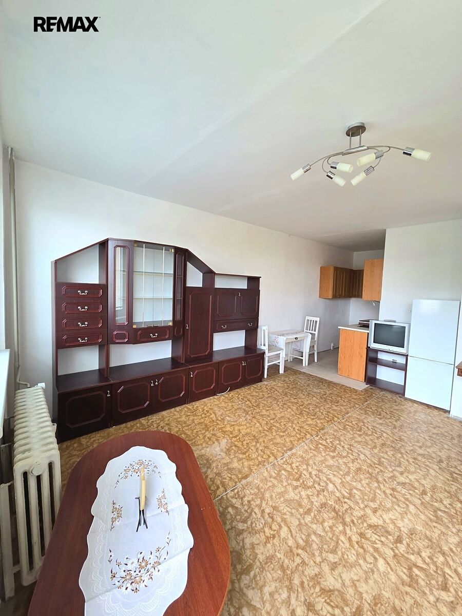 Pronájem bytu 1+kk 31 m², Teplice – fotka 1 z 3