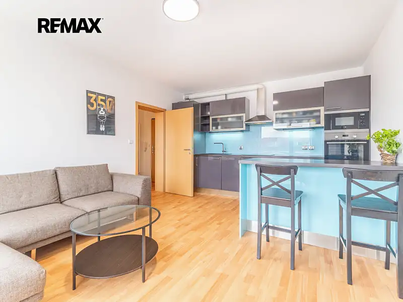 Pronájem bytu 2+kk 46 m², Hostivice – náhled fotky 2