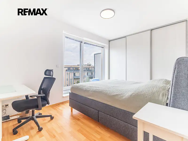 Pronájem bytu 2+kk 46 m², Hostivice – náhled fotky 3
