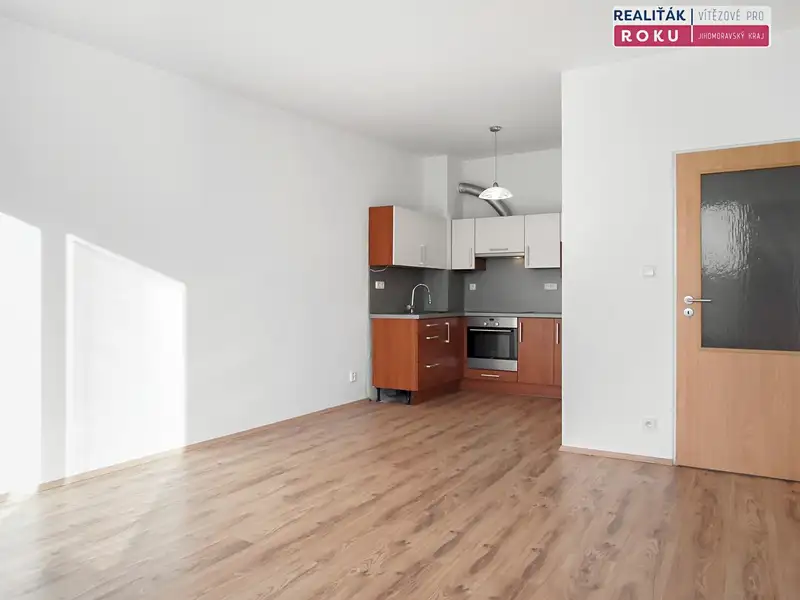 Pronájem bytu 2+kk 55 m², Brno – náhled fotky 3