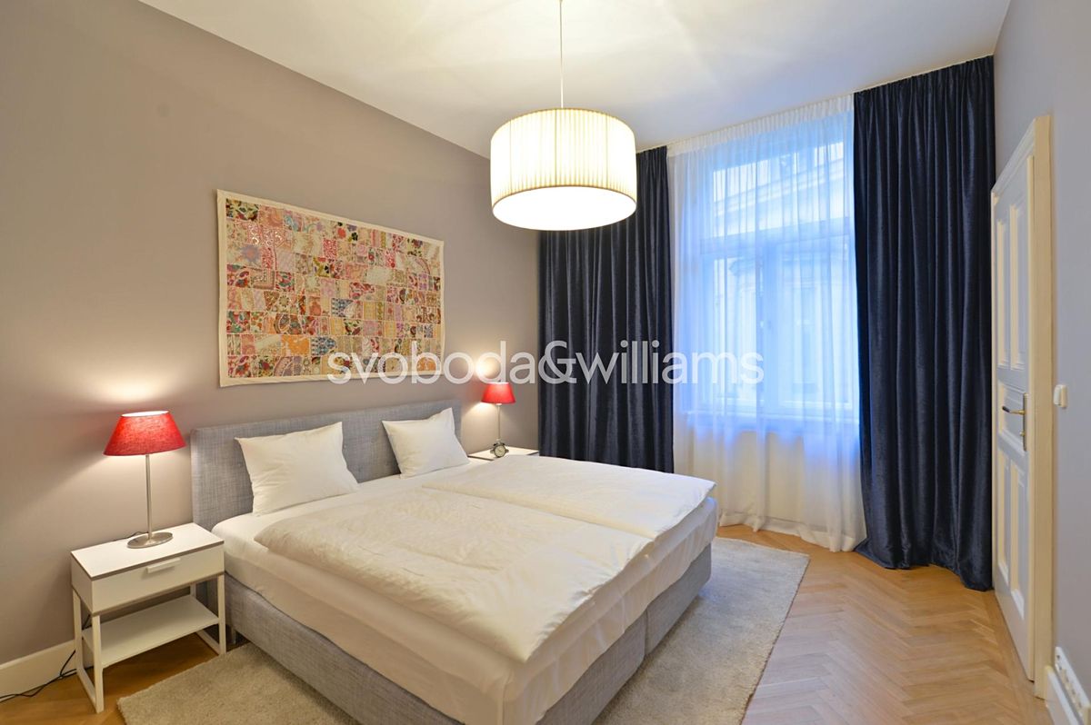 Pronájem bytu 2+1 72 m² – fotografie 3