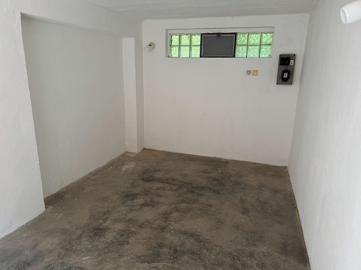 Prodej garáže 17 m² – fotografie 5