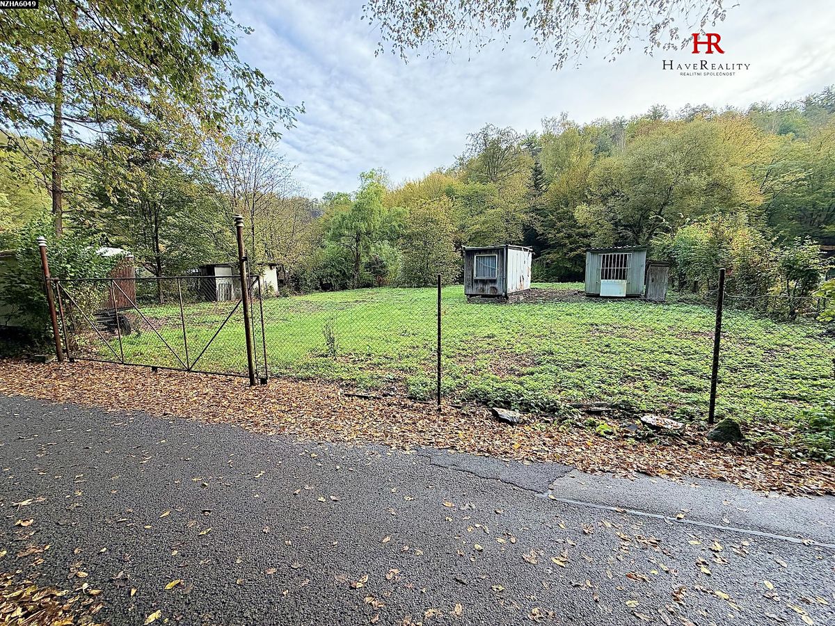 Prodej stavebního pozemku 1087 m²