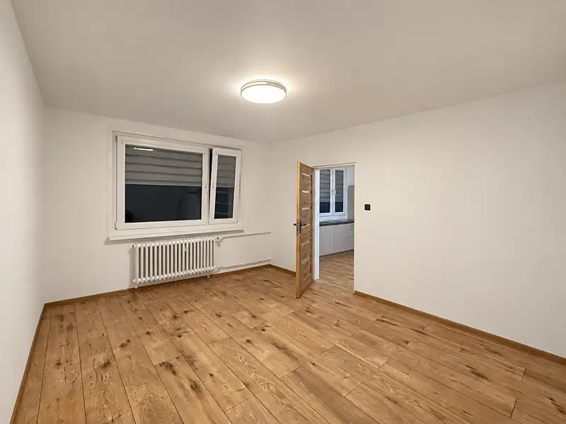 Prodej bytu 2+1 51 m², Povrly – náhled fotky 2