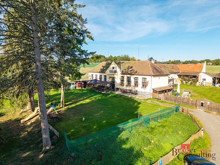 Prodej domu, 257 m² (6 z 17)