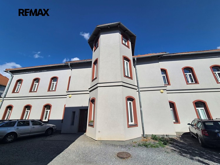 Квартира 3+kk на продаж, 74 м² (27 з 34)