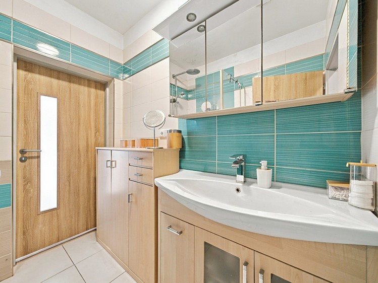 Prodej domu, 108 m² (5 z 23)