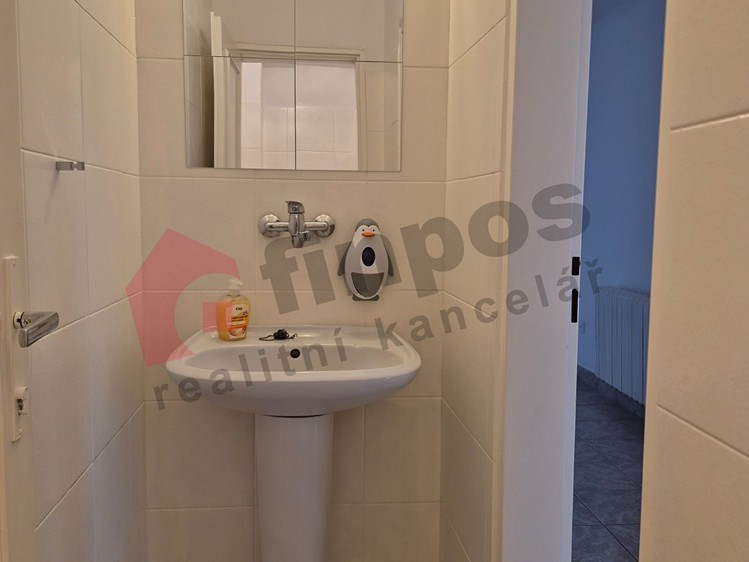 Комерційне приміщення в оренду, 100 м² (6 з 6)