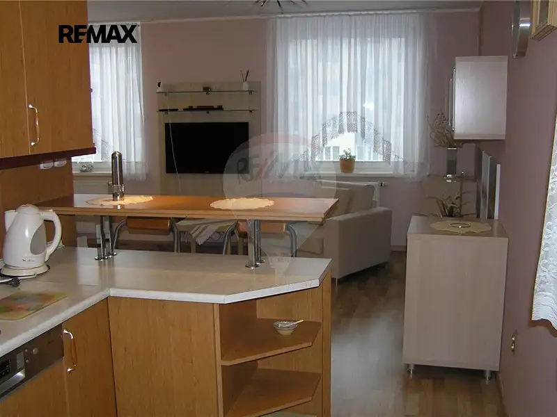 Pronájem bytu 3+1 90 m², Praha – náhled fotky 3
